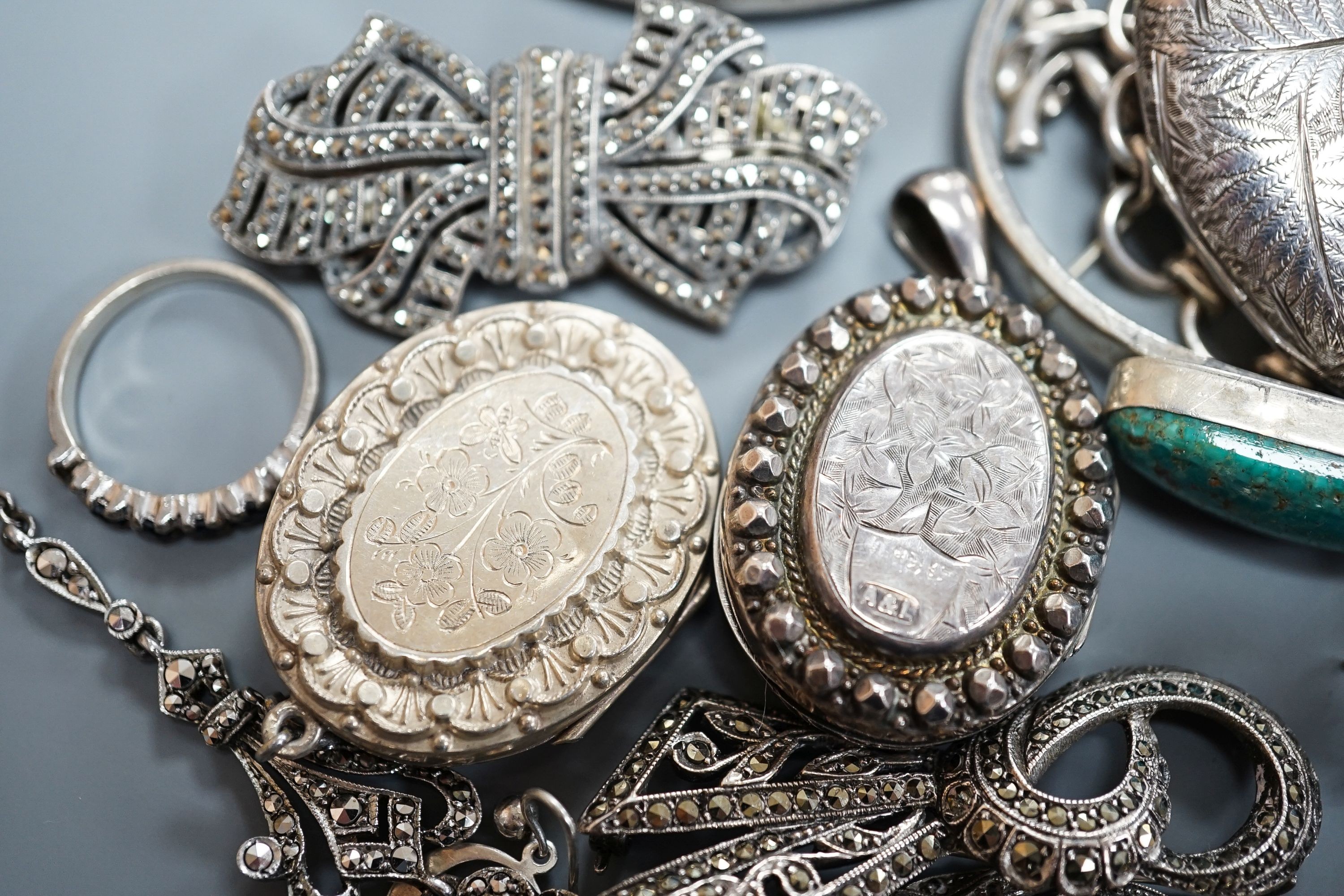 A mixed quantity of assorted silver and white metal jewellery including costume and a silver and enamel compact.